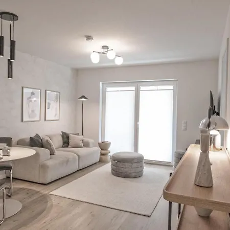 Apartament Lenuel *